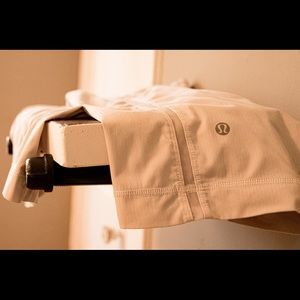 Lululemon Pacebreaker - White - 7"